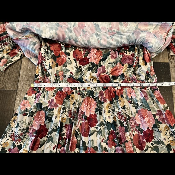 SOLD Vintage Cottagecore Floral Short Sleeve Dress Tags Attached - Picture 15 of 15